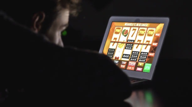 Live football streaming and sports markets interface